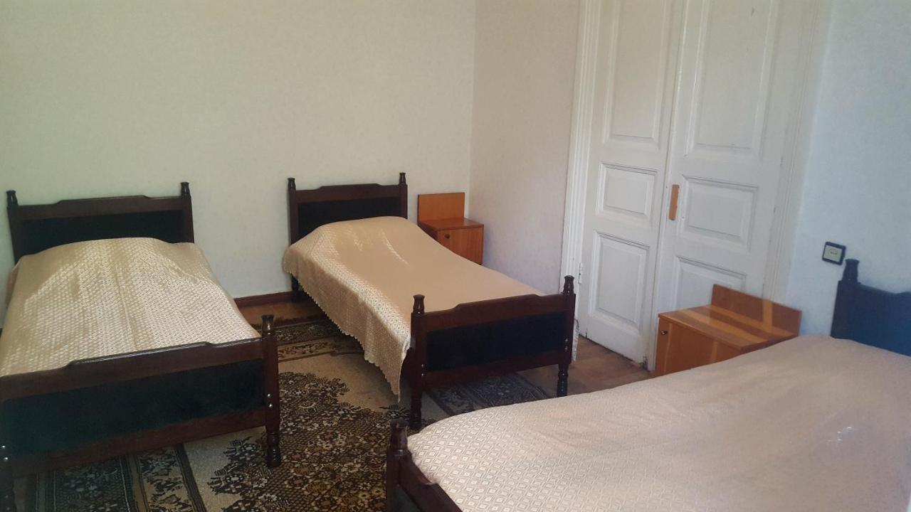 Firuza Hostel بورجومي المظهر الخارجي الصورة