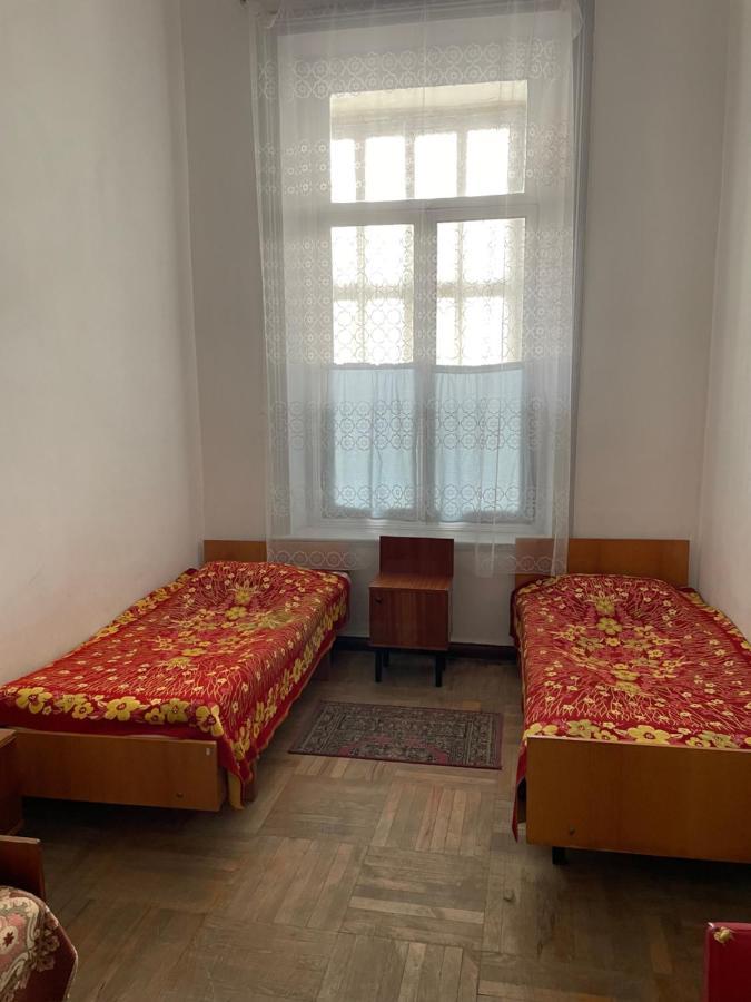 Firuza Hostel بورجومي المظهر الخارجي الصورة