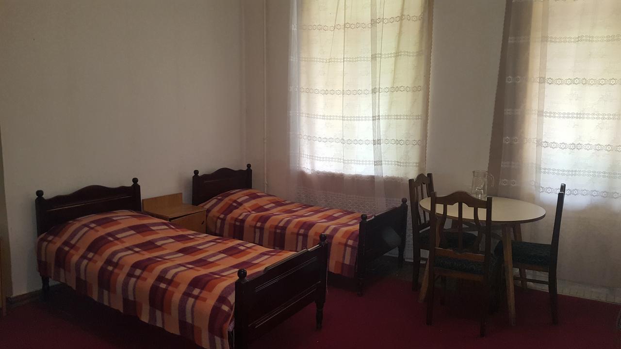 Firuza Hostel بورجومي المظهر الخارجي الصورة