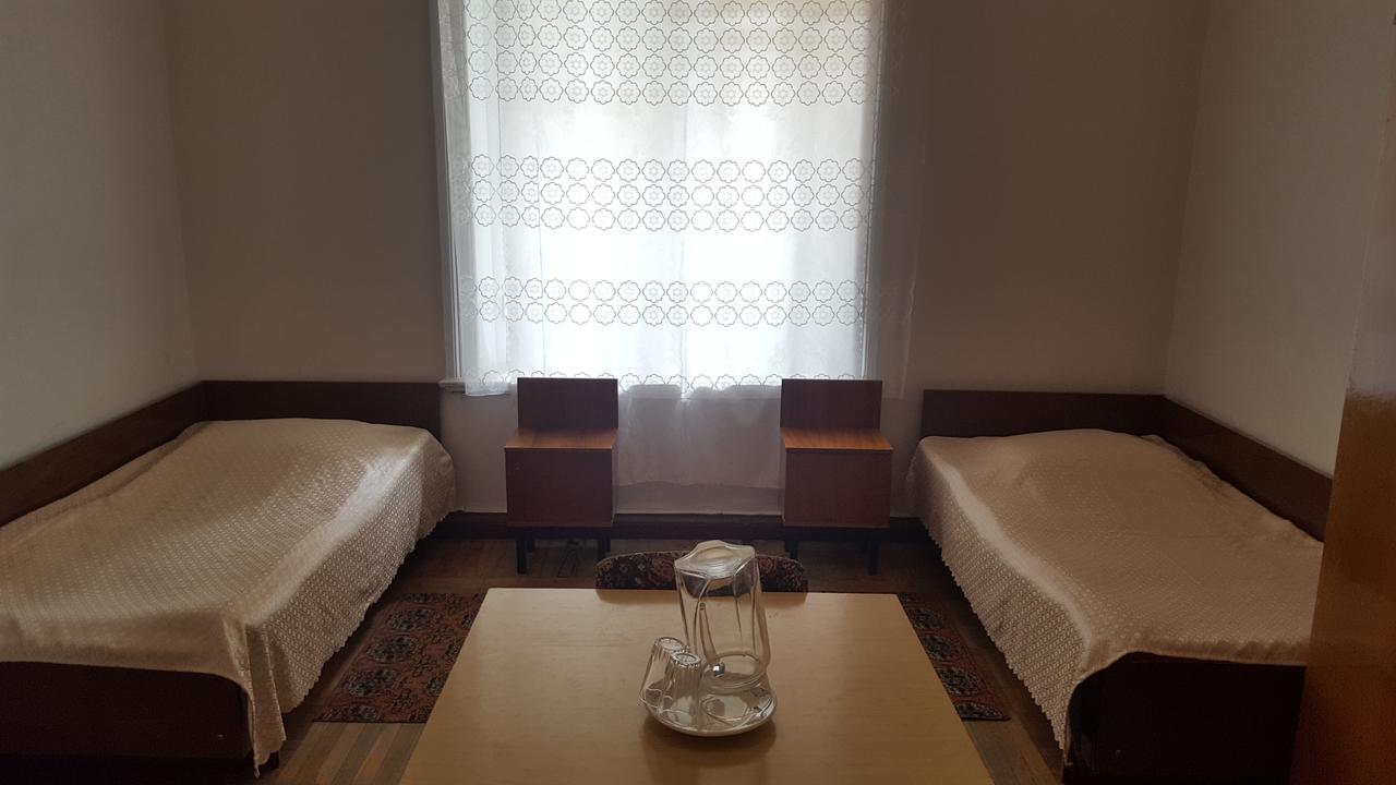 Firuza Hostel بورجومي المظهر الخارجي الصورة