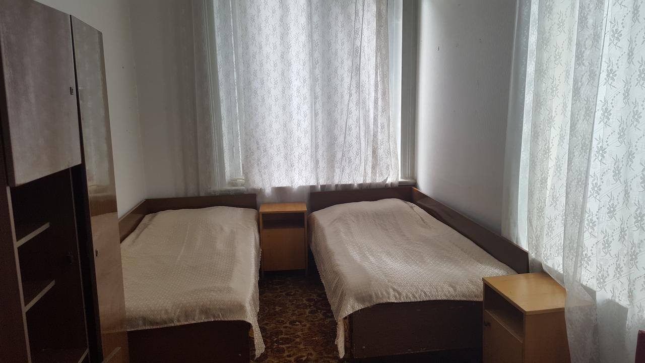 Firuza Hostel بورجومي المظهر الخارجي الصورة