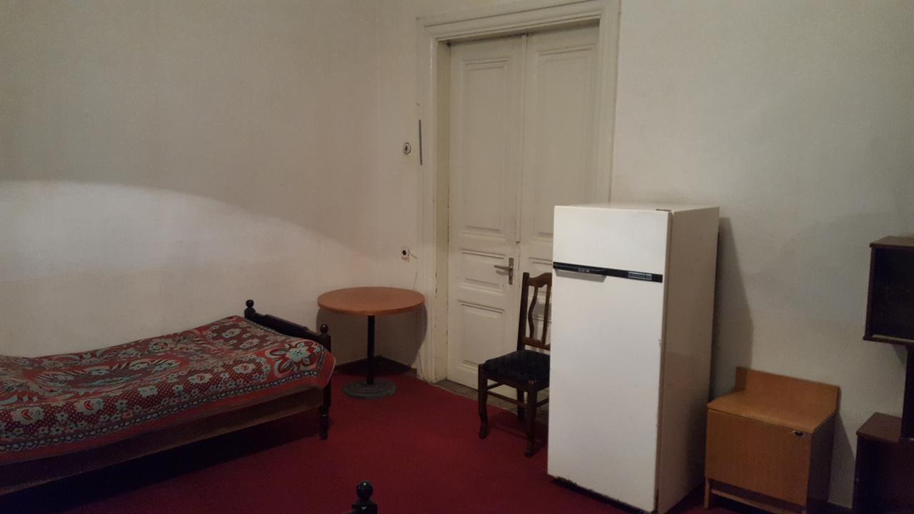 Firuza Hostel بورجومي المظهر الخارجي الصورة