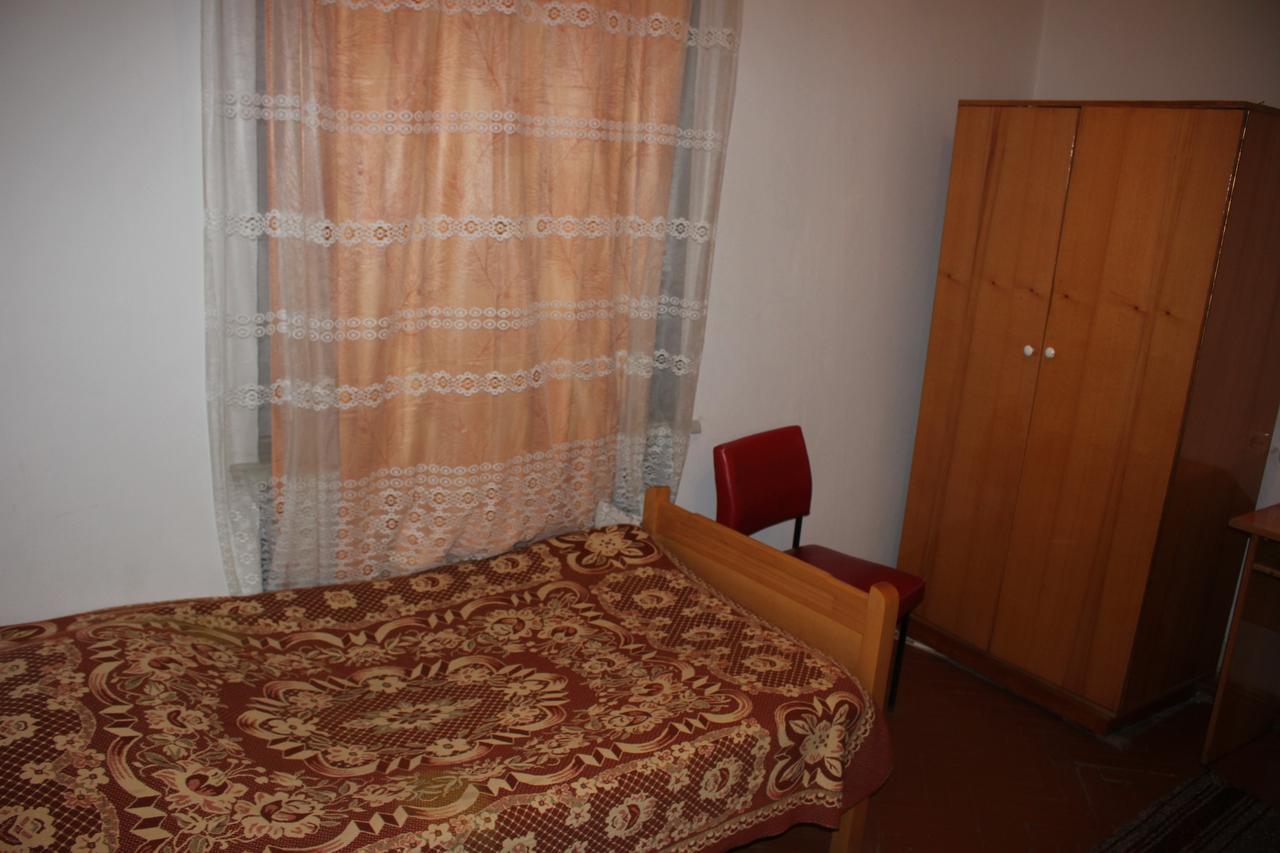 Firuza Hostel بورجومي المظهر الخارجي الصورة
